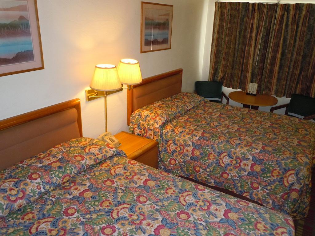 Value Inn Fallon Quarto foto